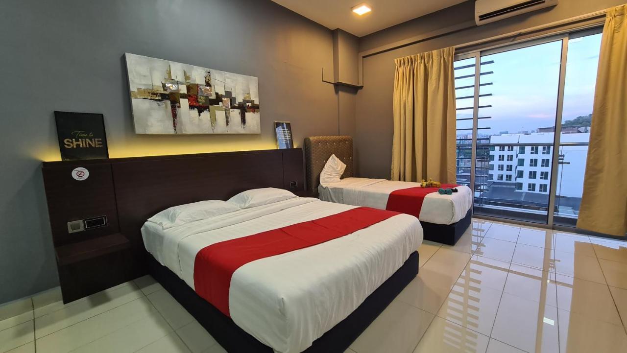 Aeropod Kk Studio Unit 09 Near Airport And City Free Parking 코타키나발루 외부 사진